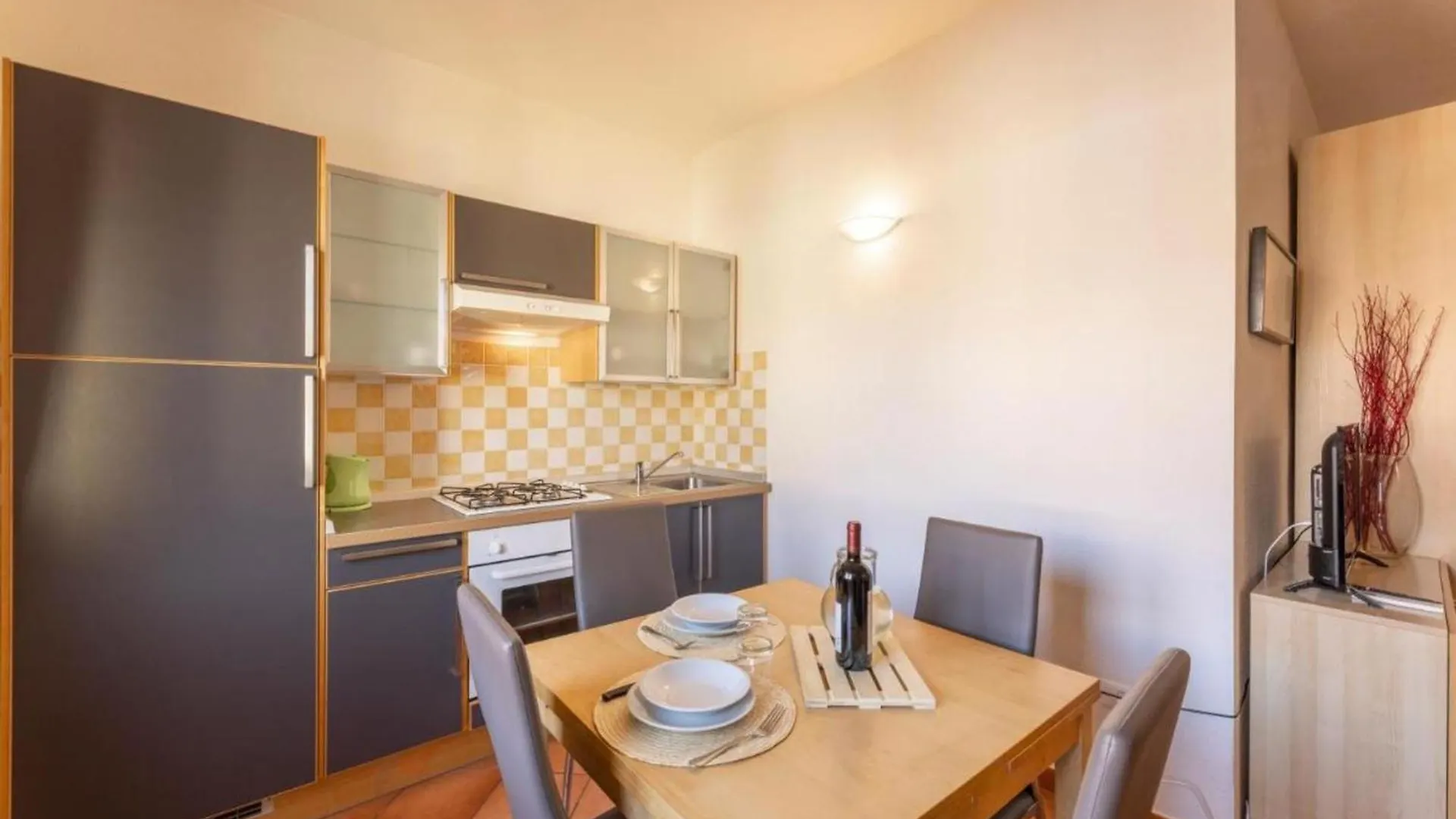 Relaxing Cristal Blu Studio Sleeps 4 Num1493 Santa Teresa Gallura Apartment