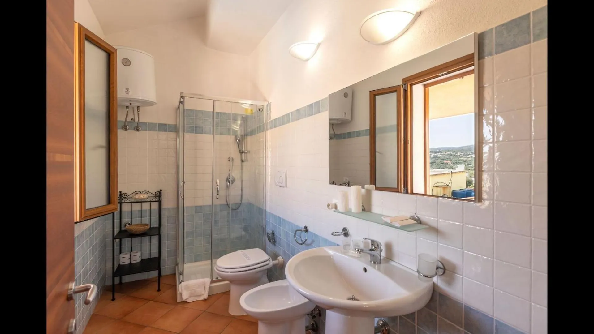 Apartment Relaxing Cristal Blu Studio Sleeps 4 Num1493 Santa Teresa Gallura